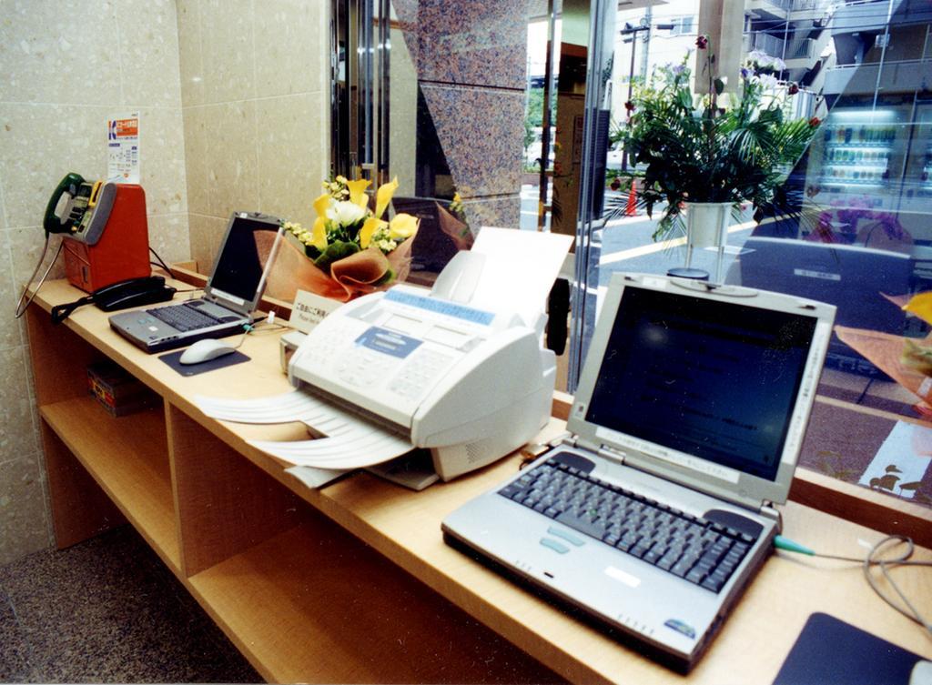 Toyoko Inn Misato Ekimae Kültér fotó